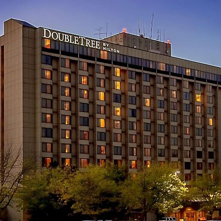 Doubletree By Hilton Hotel St. Louis - Честърфийлд Екстериор снимка