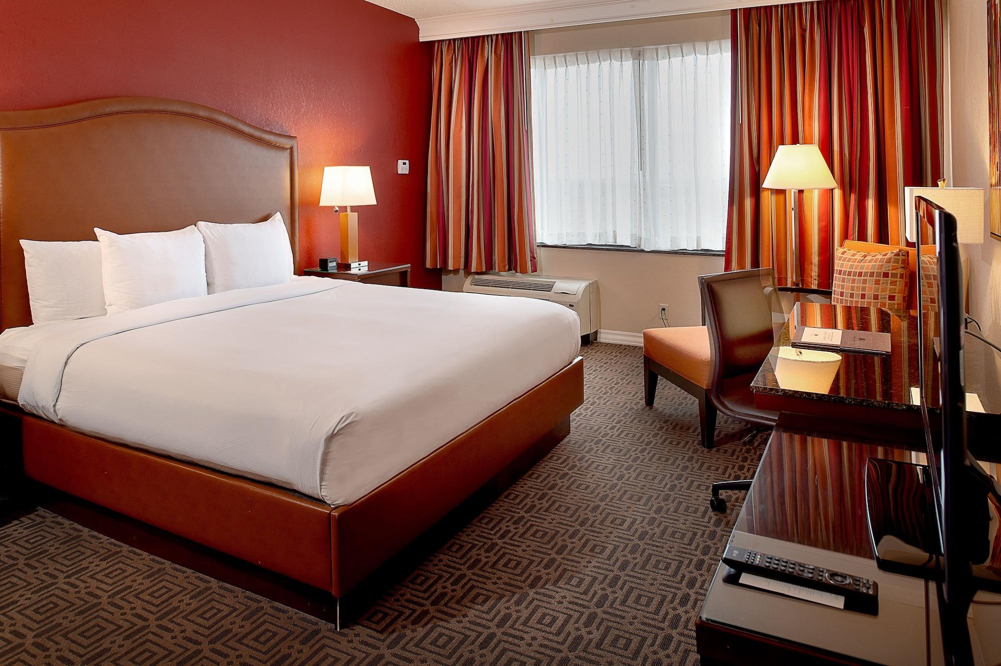 Doubletree By Hilton Hotel St. Louis - Честърфийлд Екстериор снимка