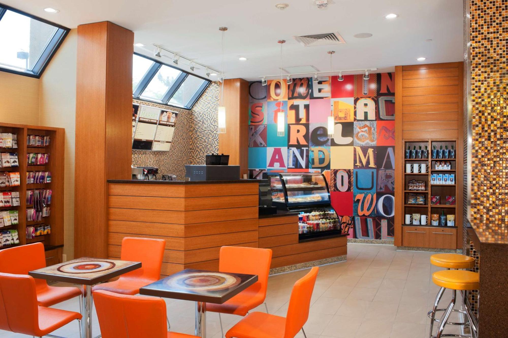 Doubletree By Hilton Hotel St. Louis - Честърфийлд Екстериор снимка